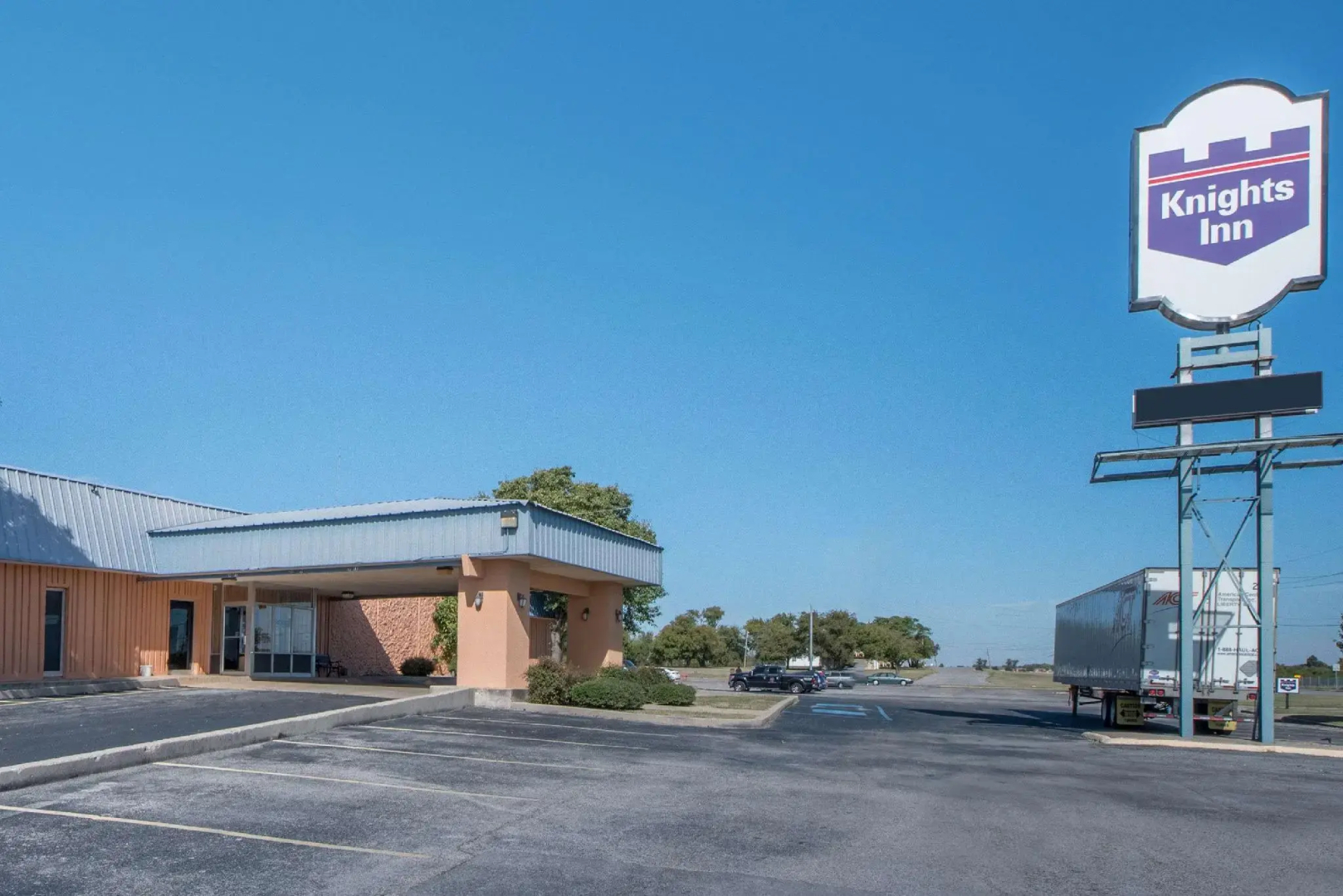 Knights Inn Lawton