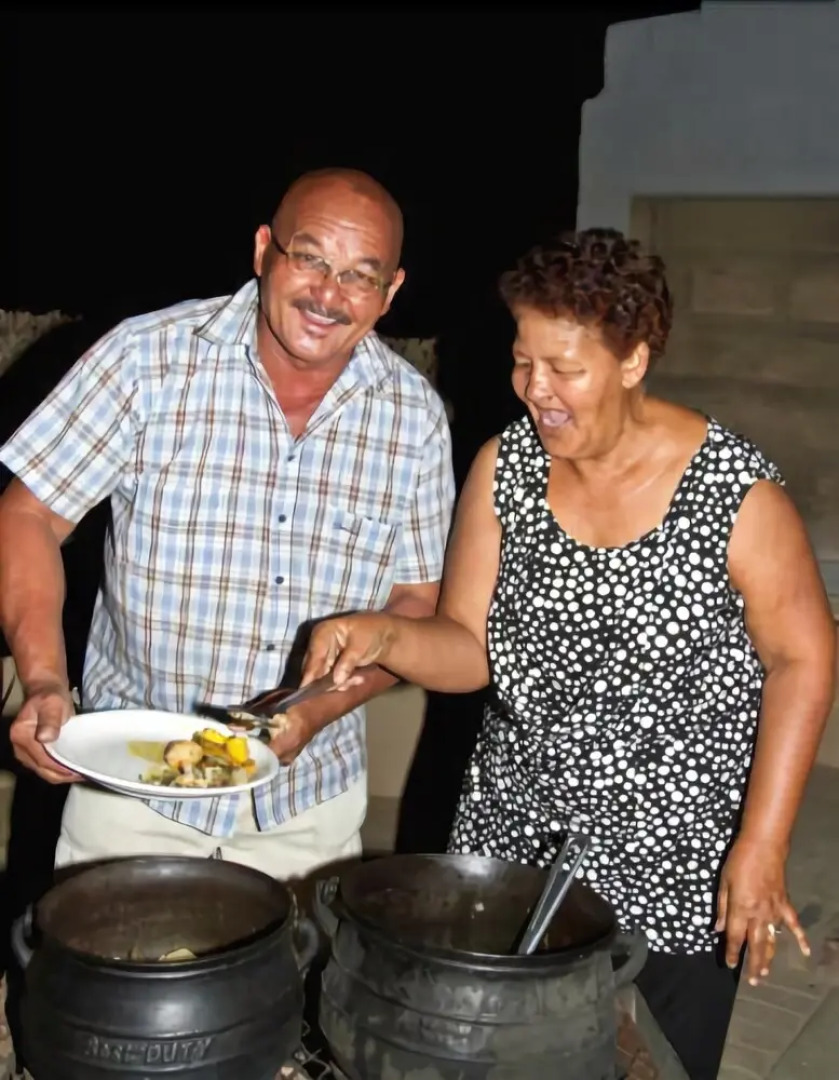 Kalahari Info Centre & Tented Accommodation