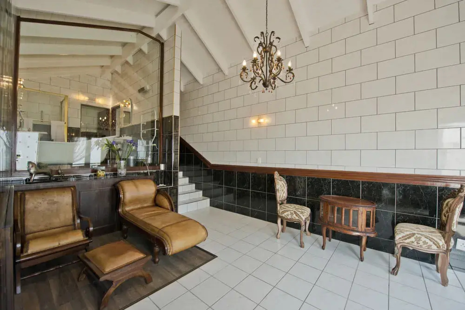 Protea Hotel Burning Shore