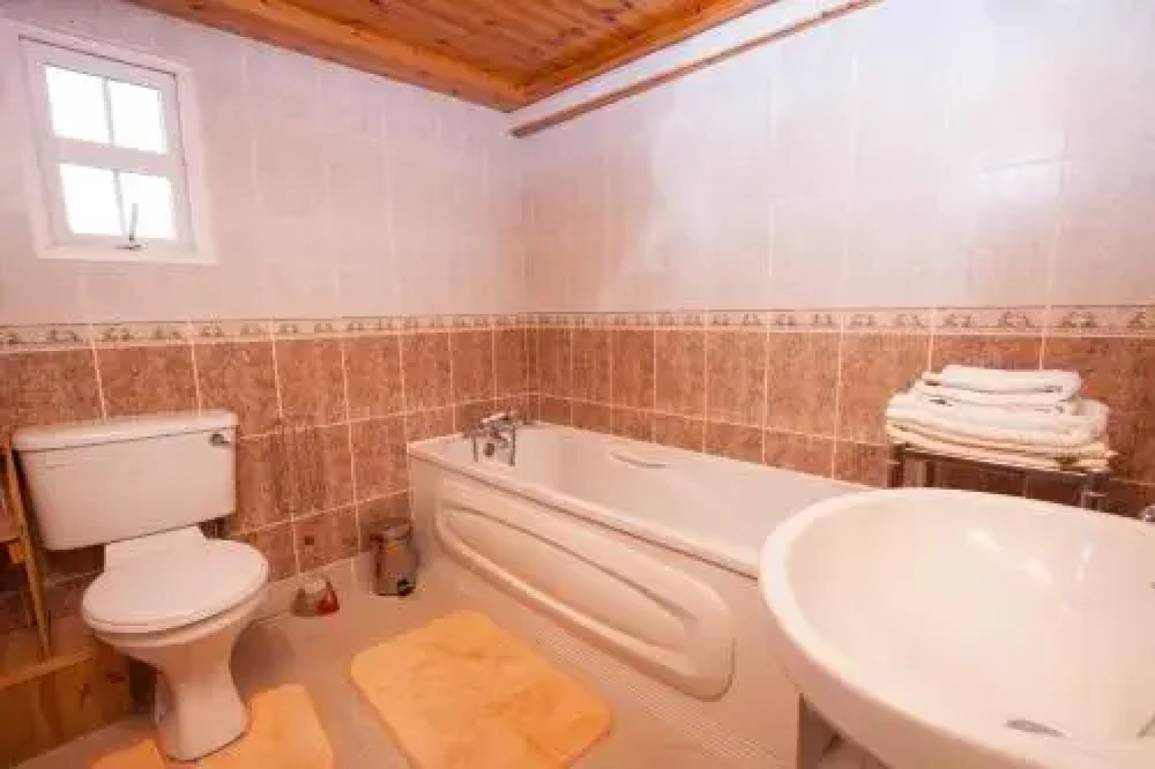 Beezies Self Catering Cottages