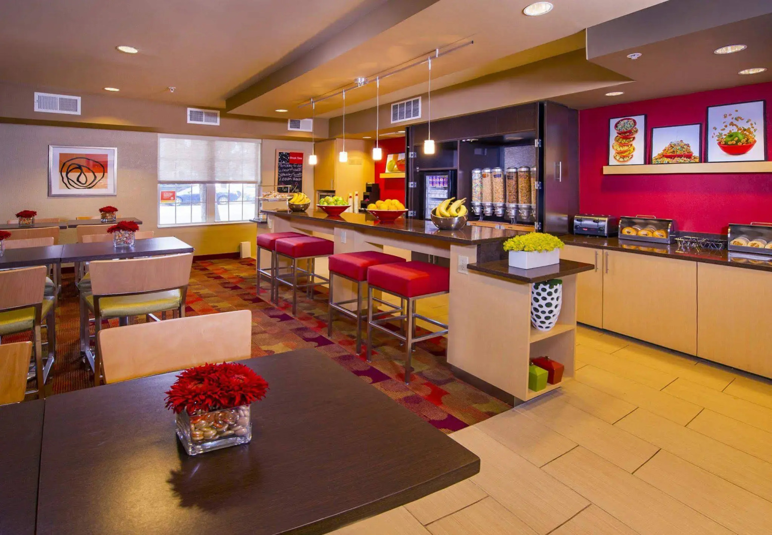 Sonesta Simply Suites Falls Church