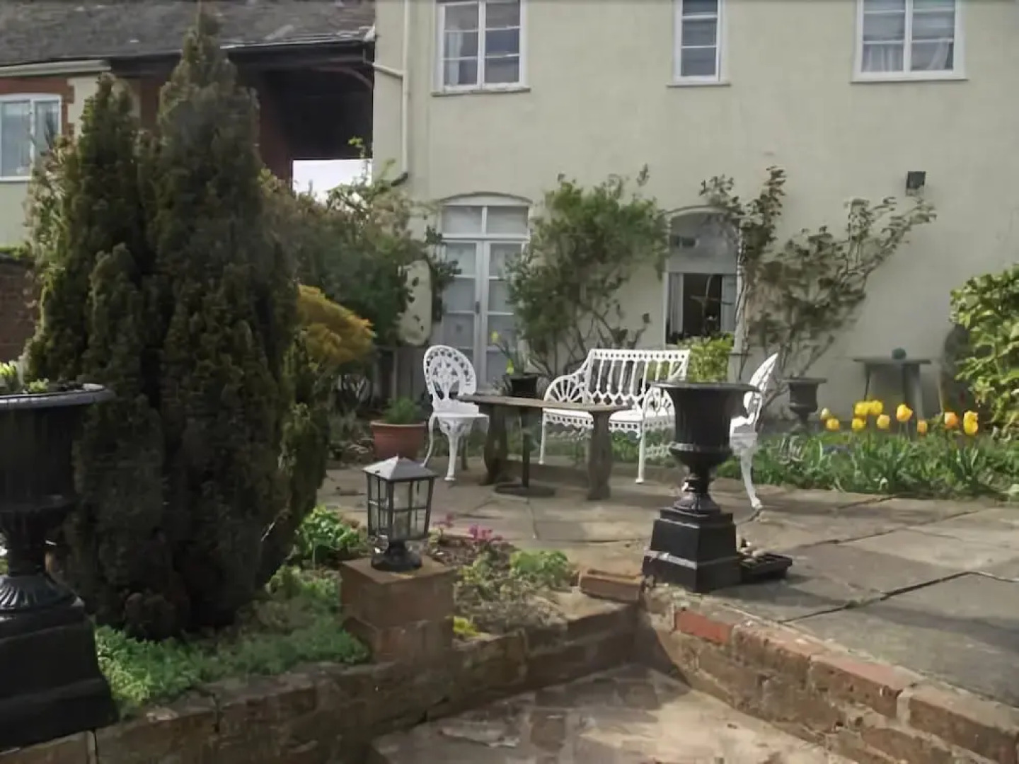 Ravenstone Guest House