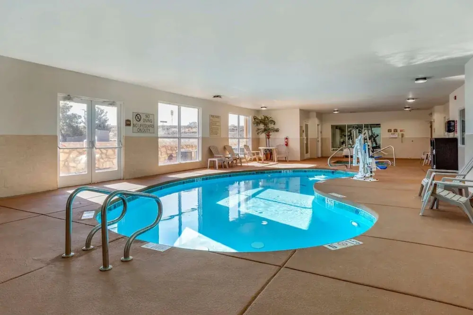 Comfort Inn & Suites