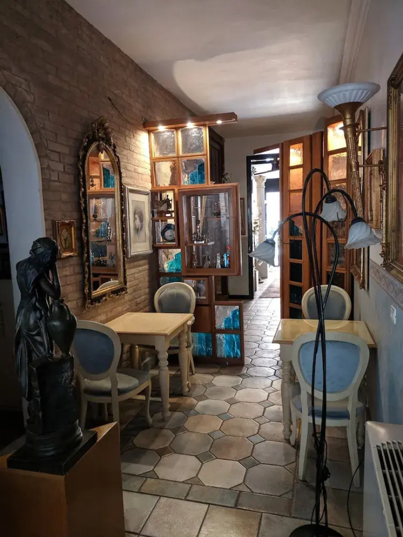 DElite Room & Breakfast