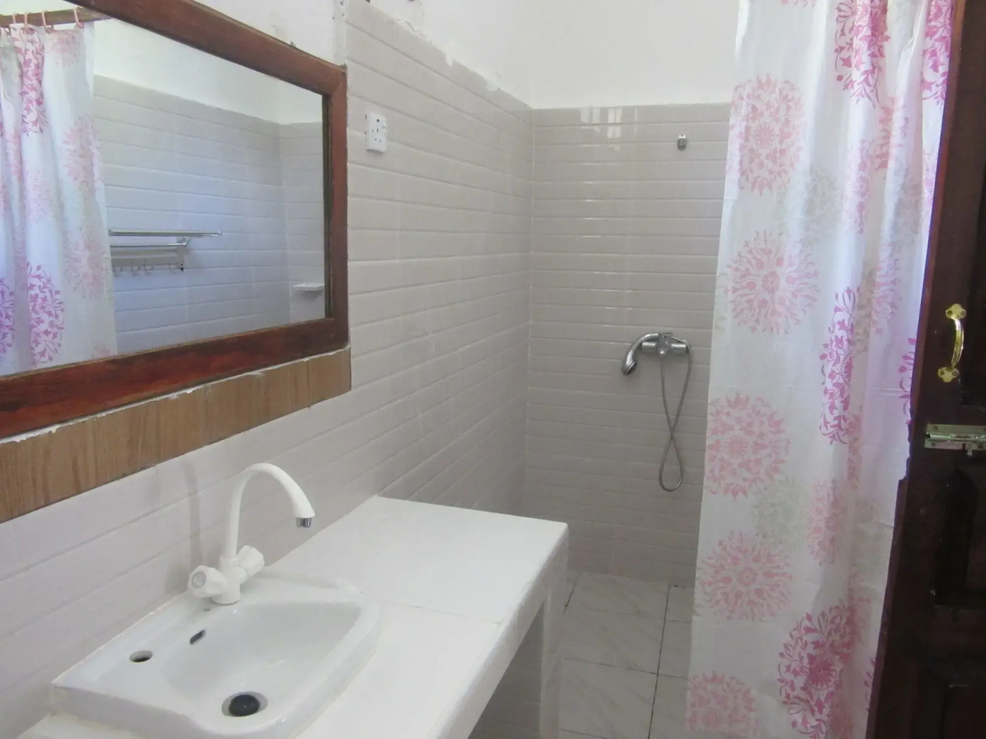 Baraka Beach Bungalows