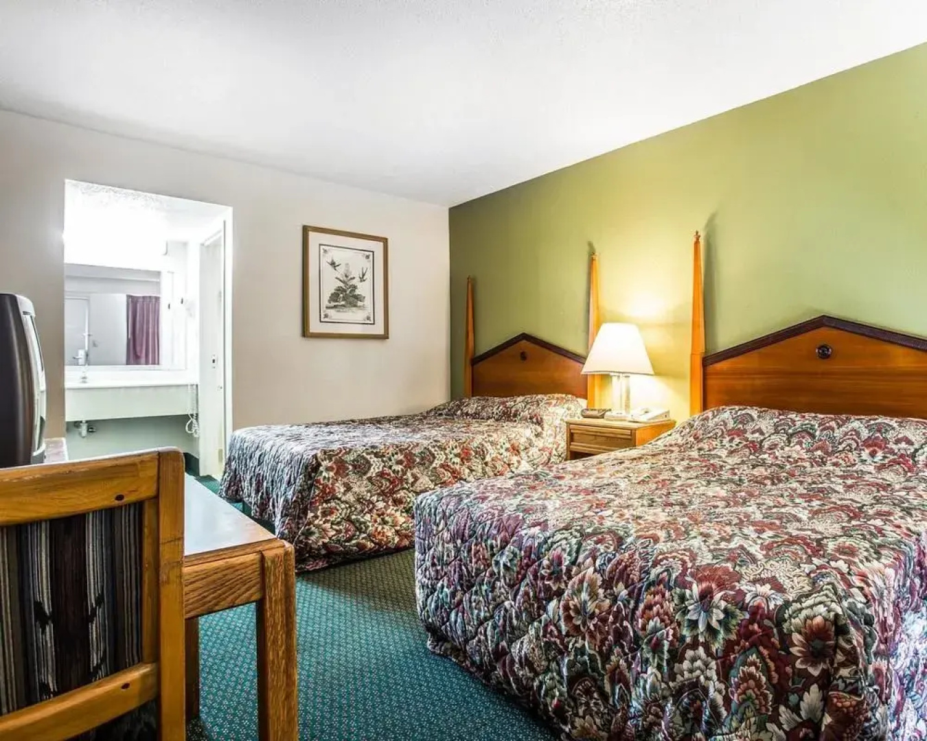 Super 8 Claremont East Hickory