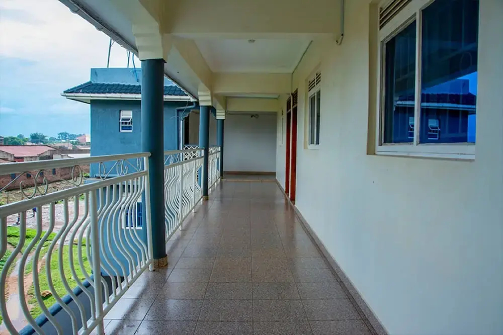 Flonico Hotel