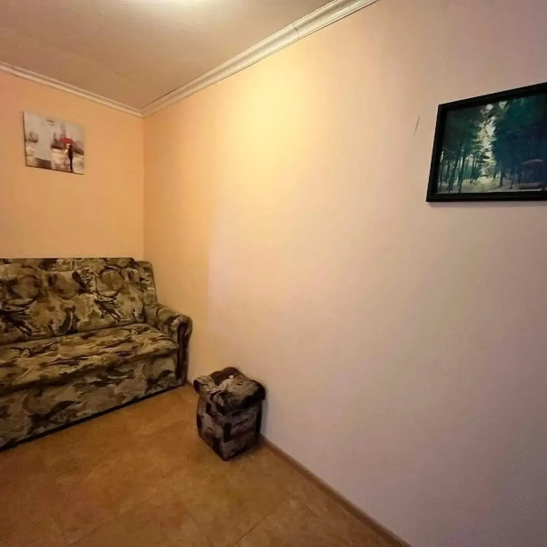 Замок у реки