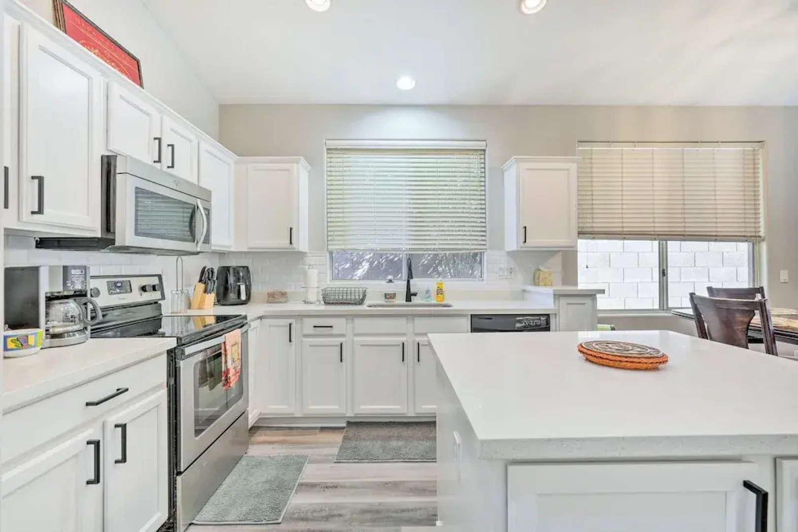 4 Mi to Peoria Sports Complex: Family Home w/ Pool