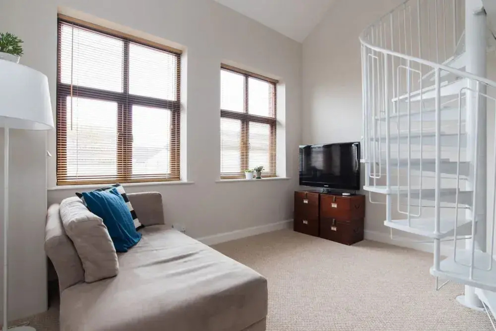 The old seamans mission