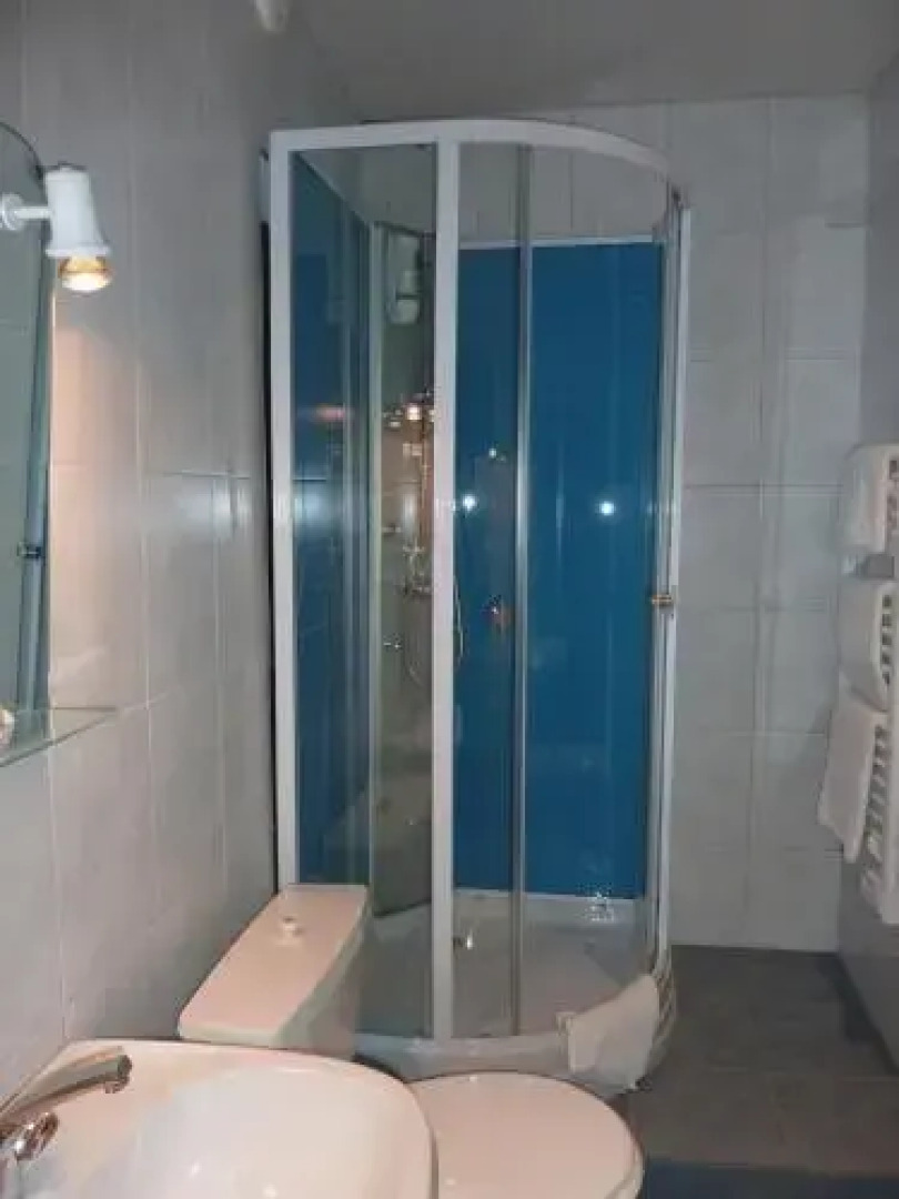 Le Grand-Bec Hôtel Restaurant