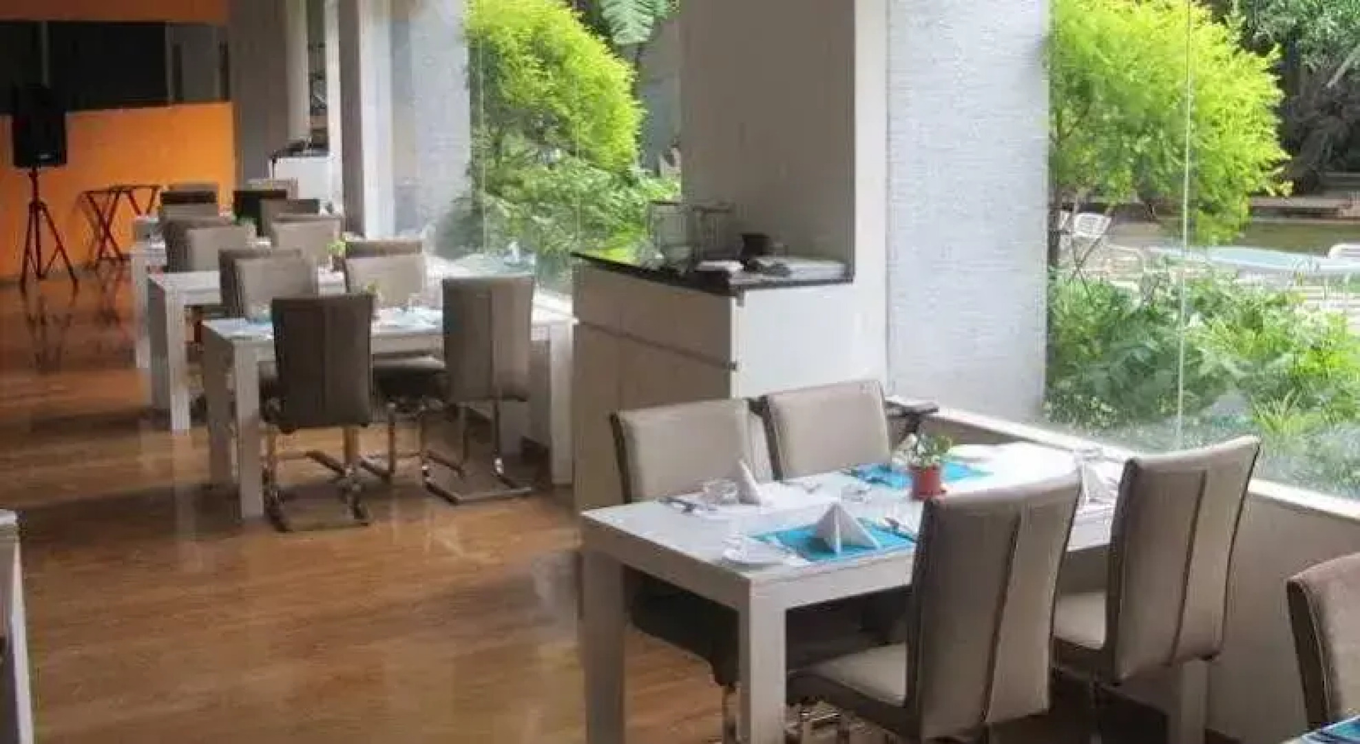 Zip by Spree Hotel at Woodrose Club