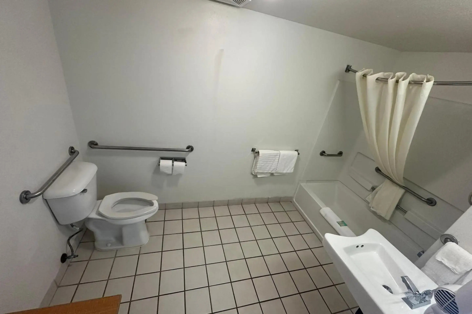 Ocean Paradise Hotel & Resort