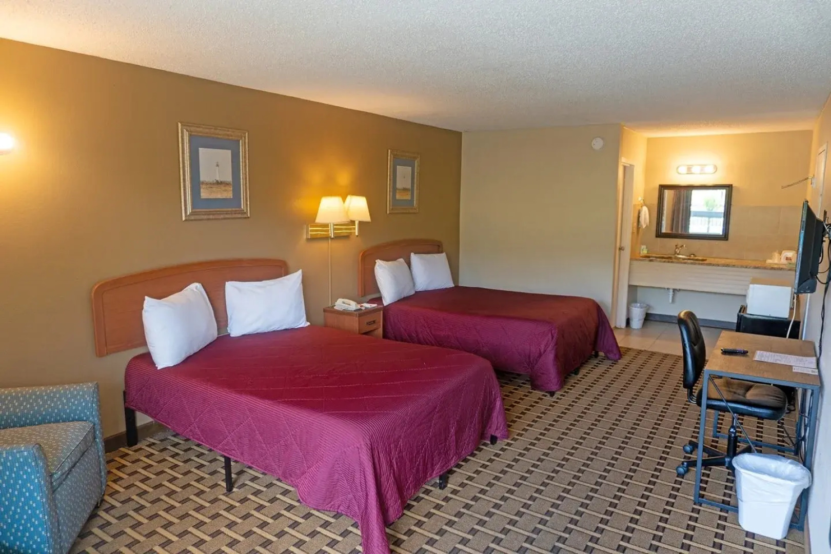 Red Carpet Inn and Suites Kinston NC