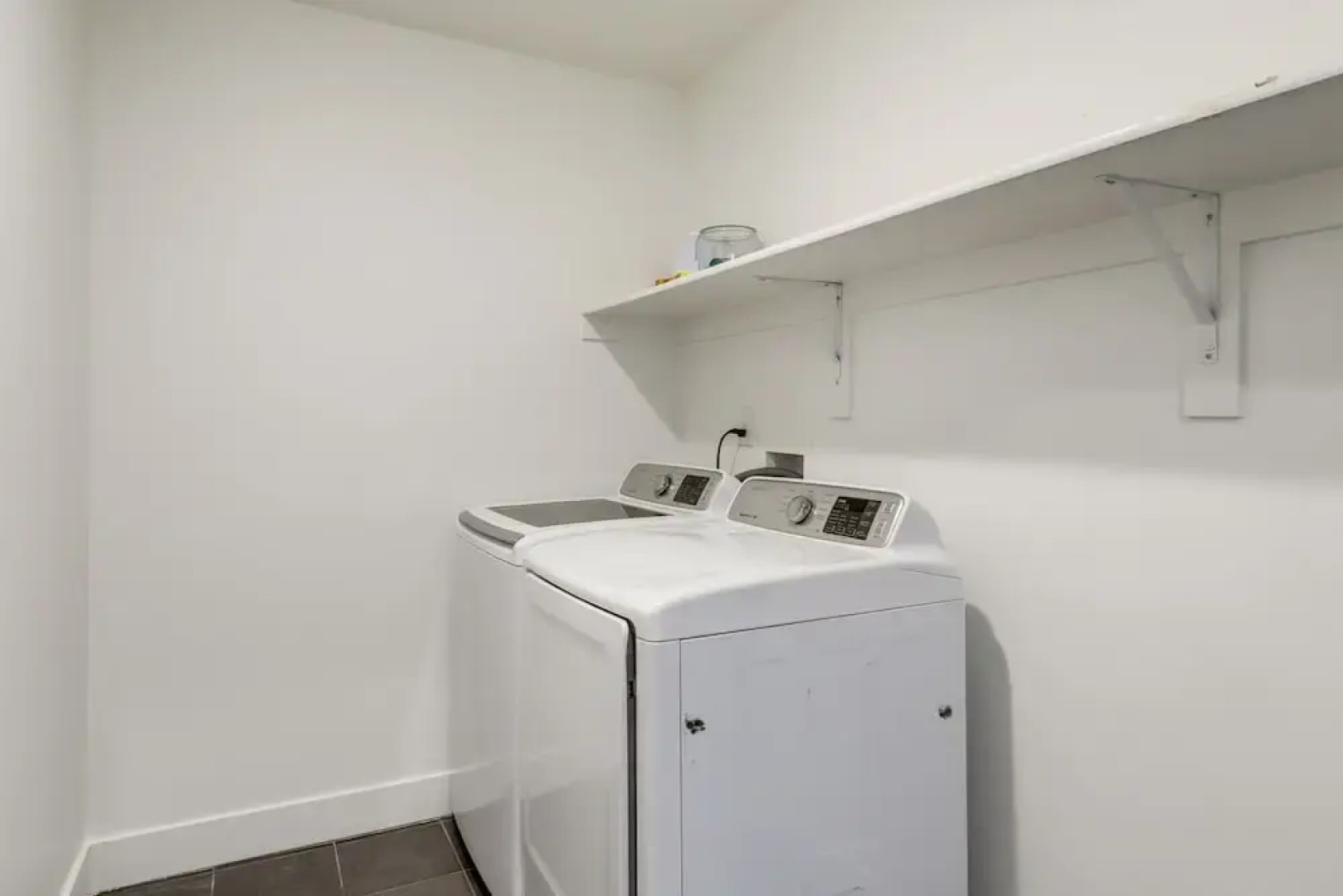 Inviting American Fork Home With Community Pool!