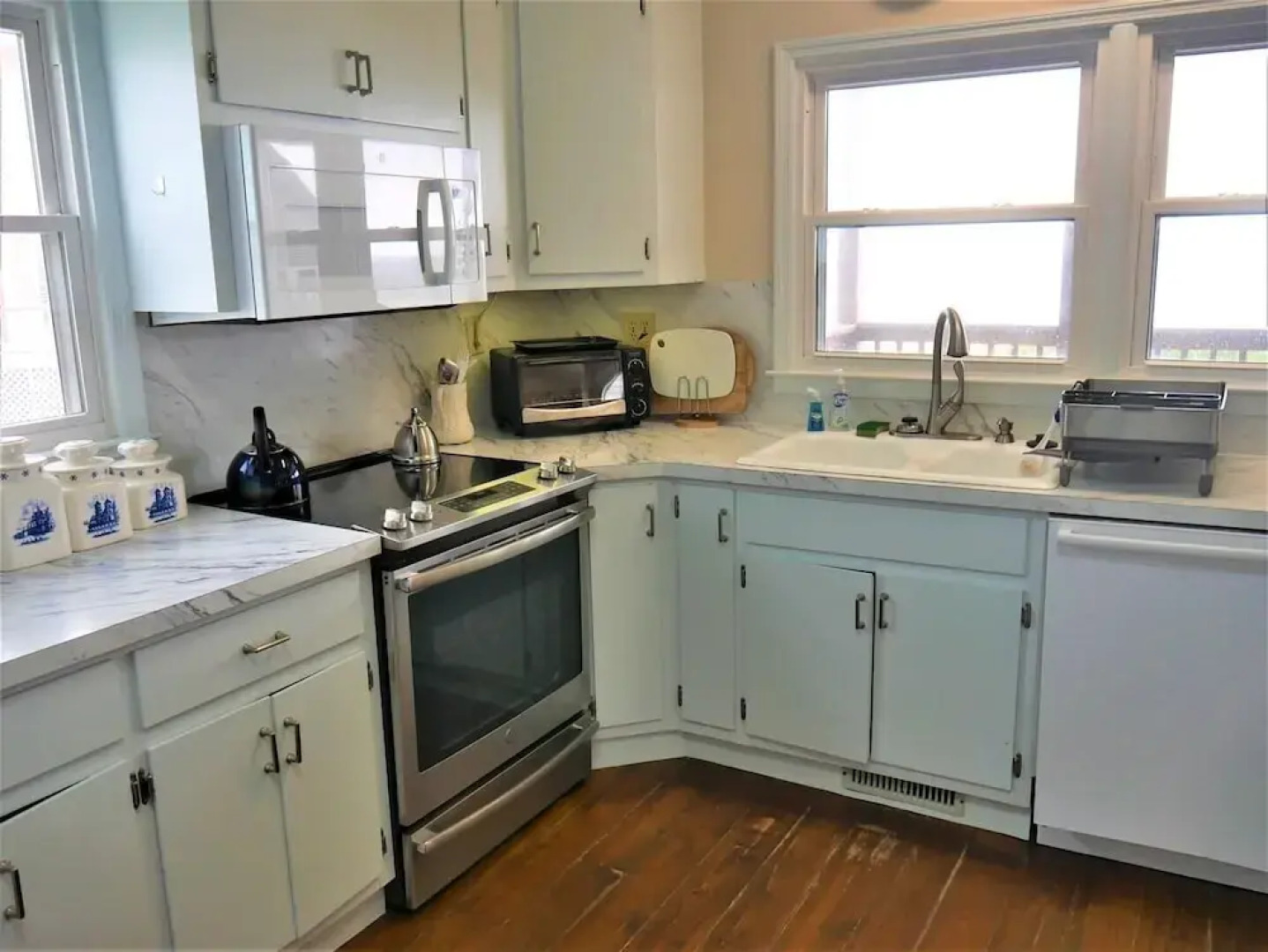 Pearson Moser 5 Bedrooms 4 Bathrooms Home