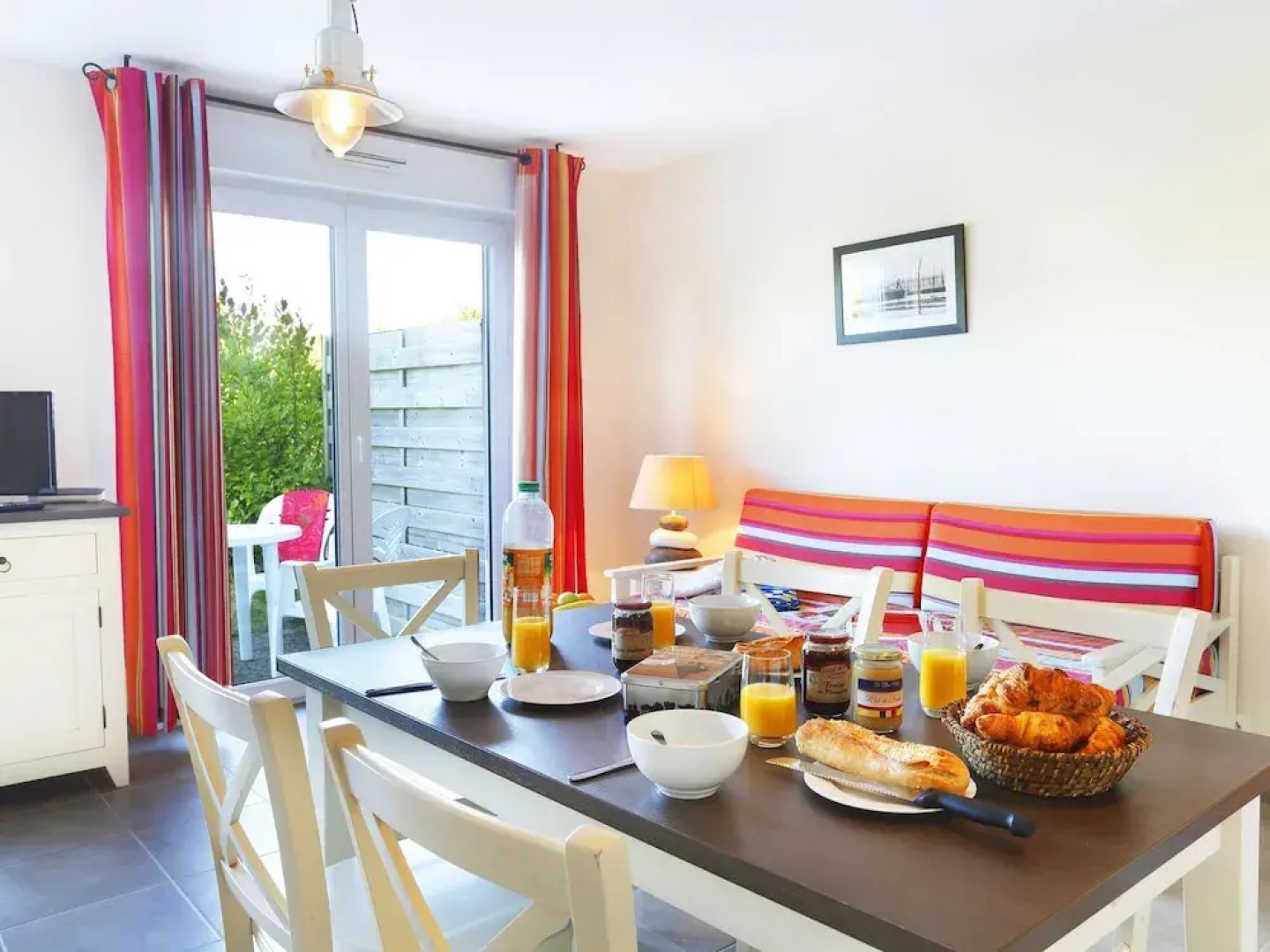 Modern Apartment in a Port Town Near the bay of Morlaix