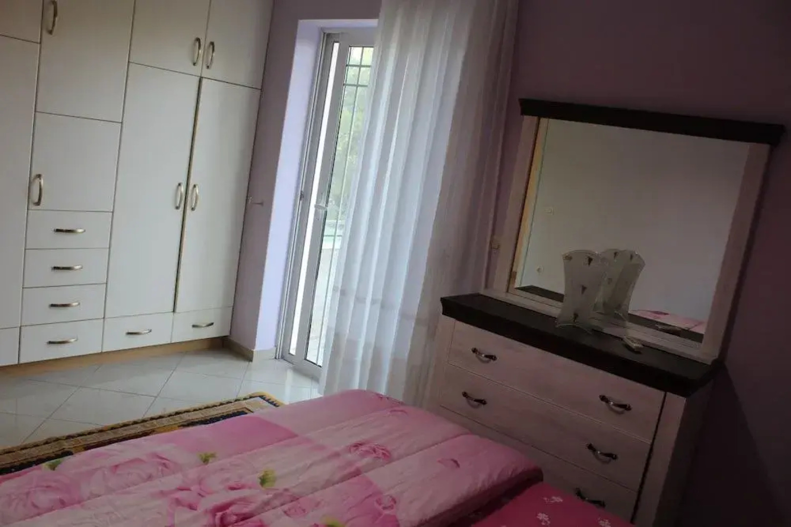 LEVY'S Place Athens Airport