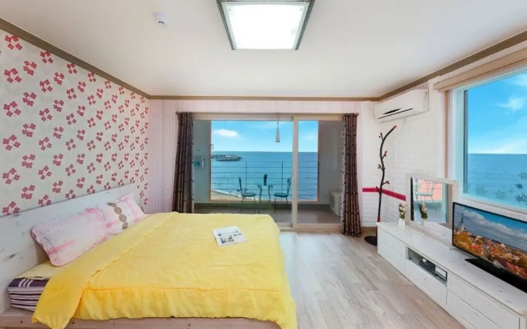 Yeongdeok Gaemitongkku Pension