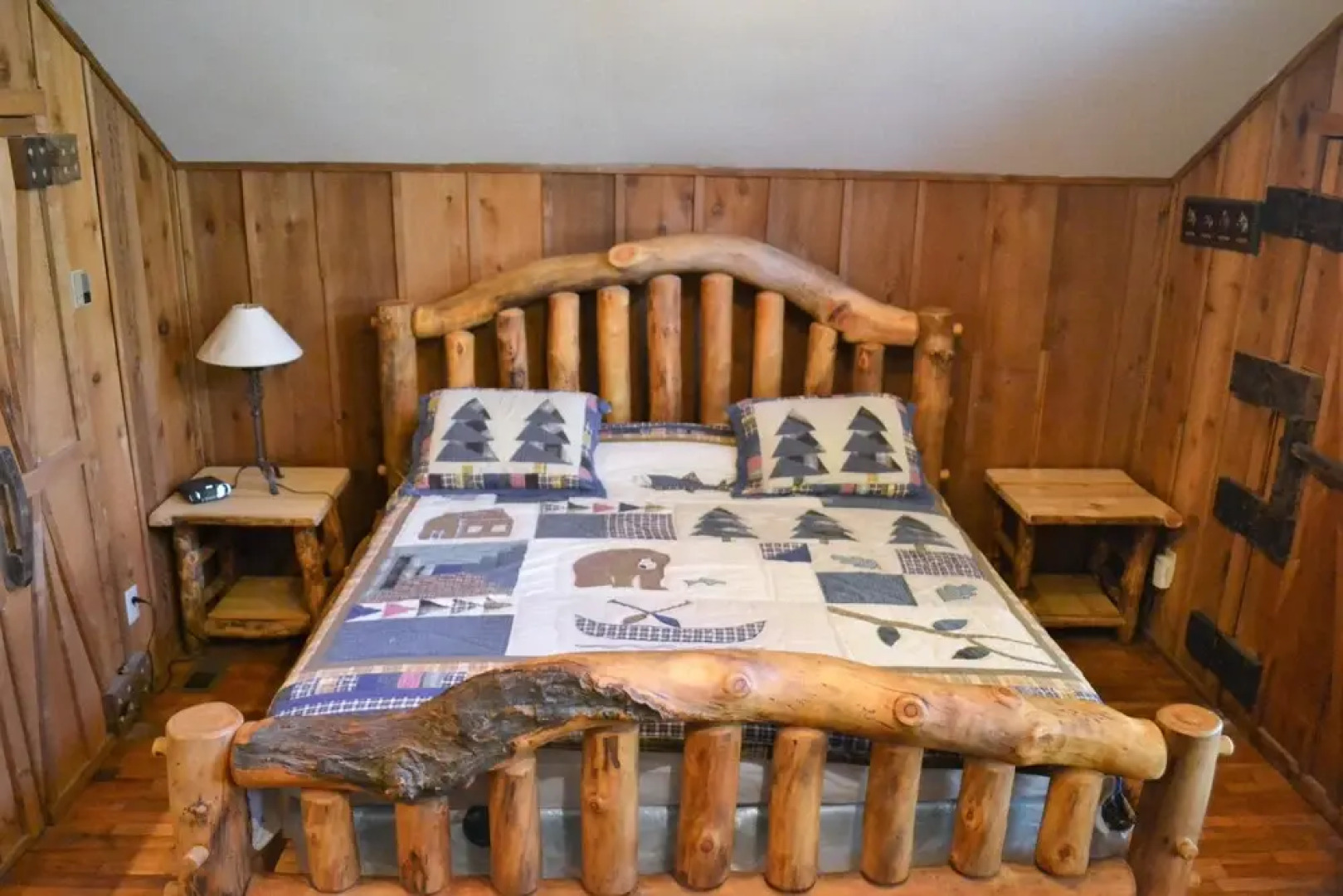 Cades Cove Hide Away