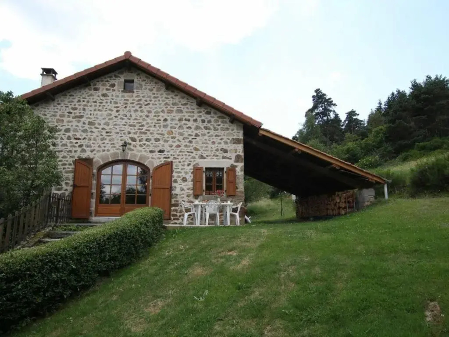 Gîte Allègre, 4 pièces, 6 personnes - FR-1-582-161