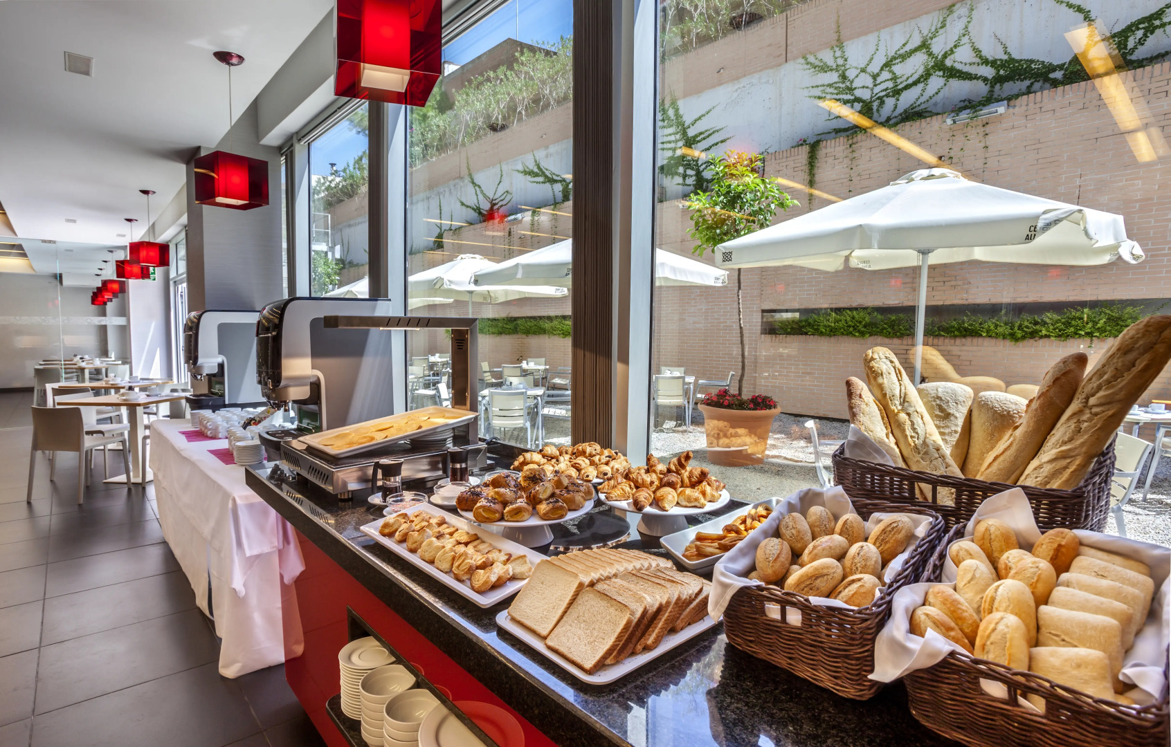 Hotel Granada by Pierre & Vacances