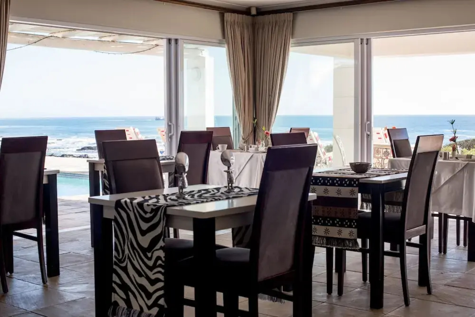 Oystercatcher Lodge