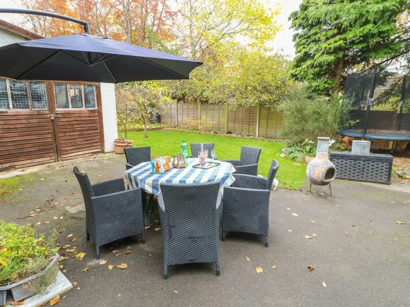 Lyndhurst, Brighouse