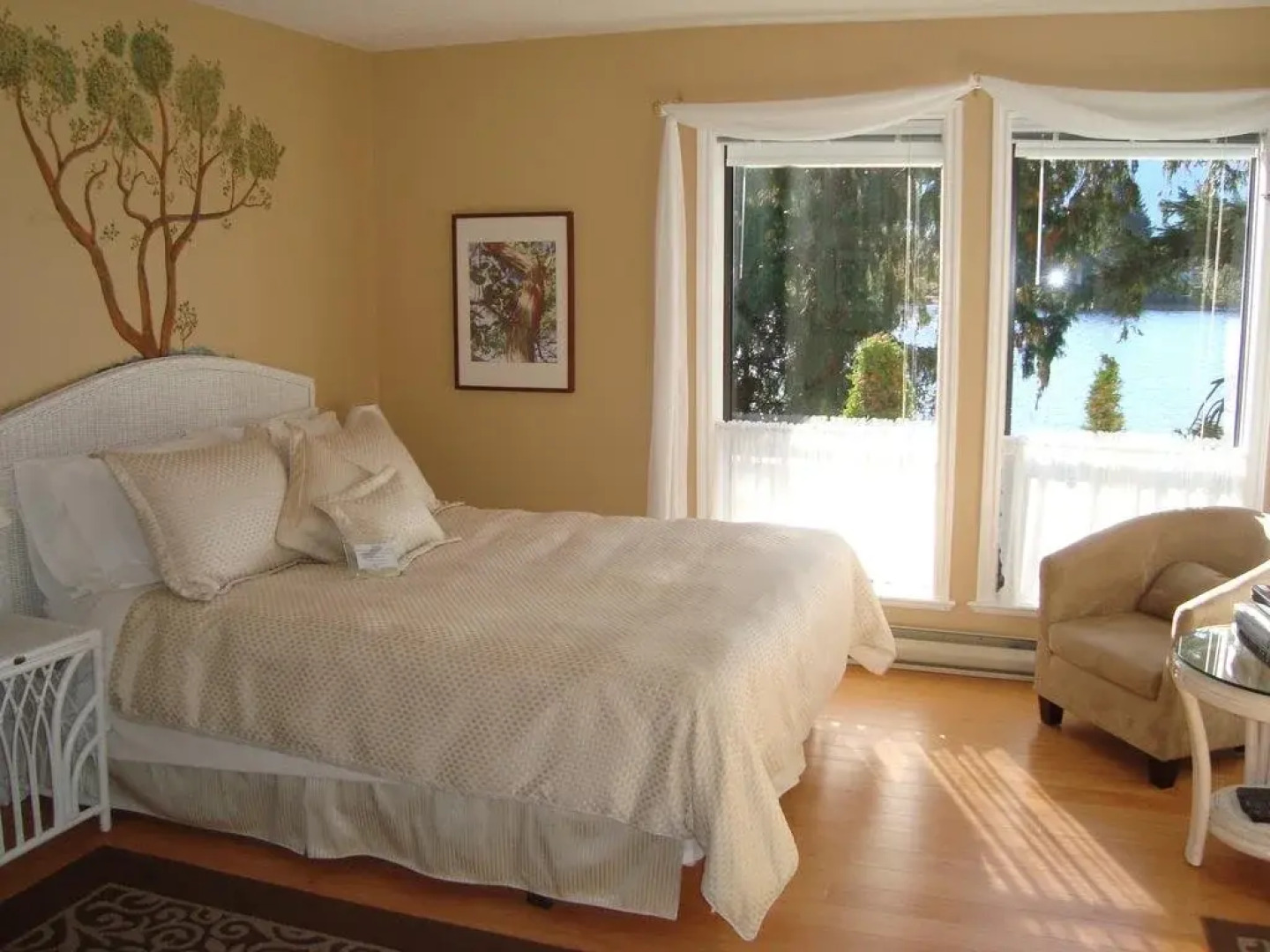 Long Lake Waterfront Bed and Breakfast