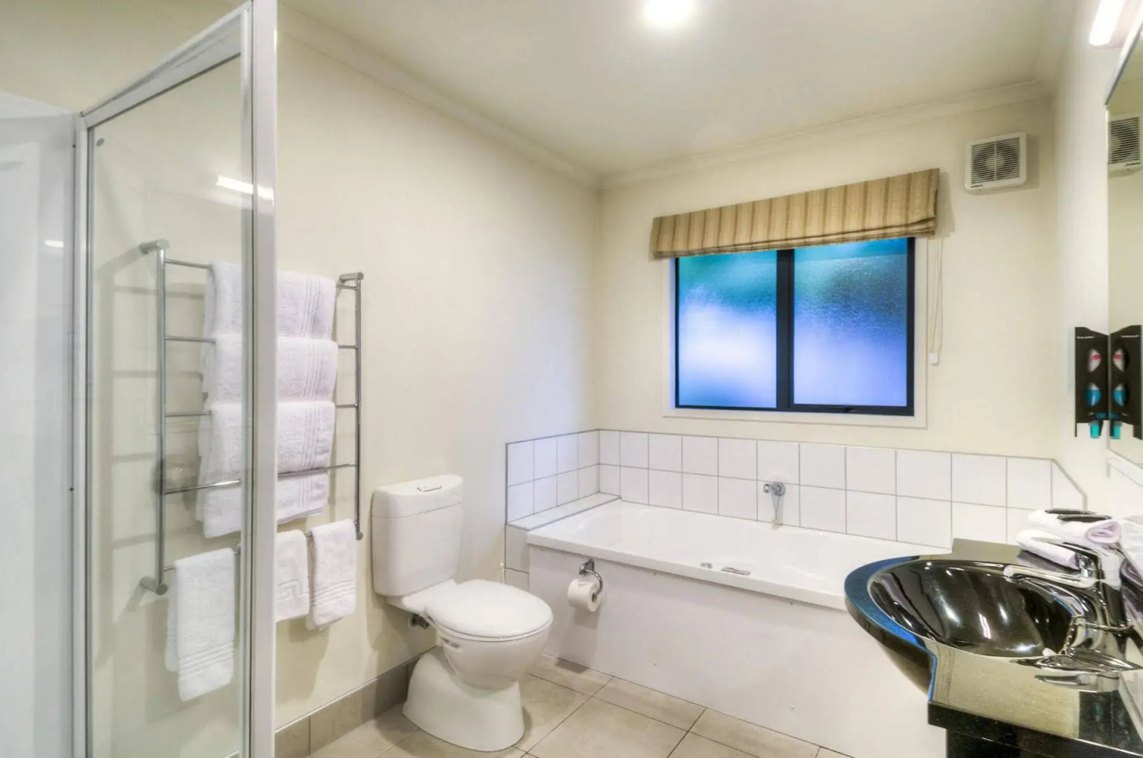 Claremonte Motor Lodge