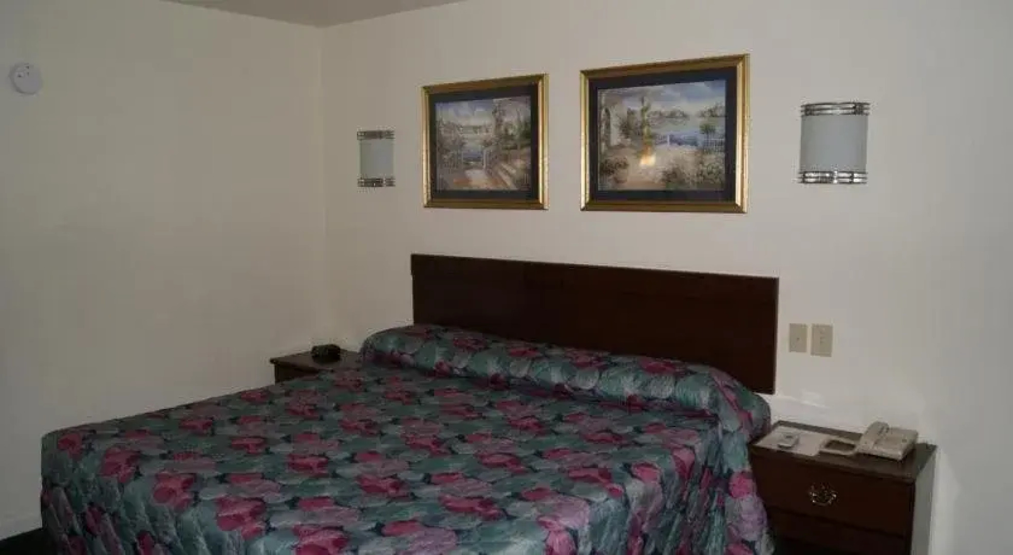 American Inn And Suites