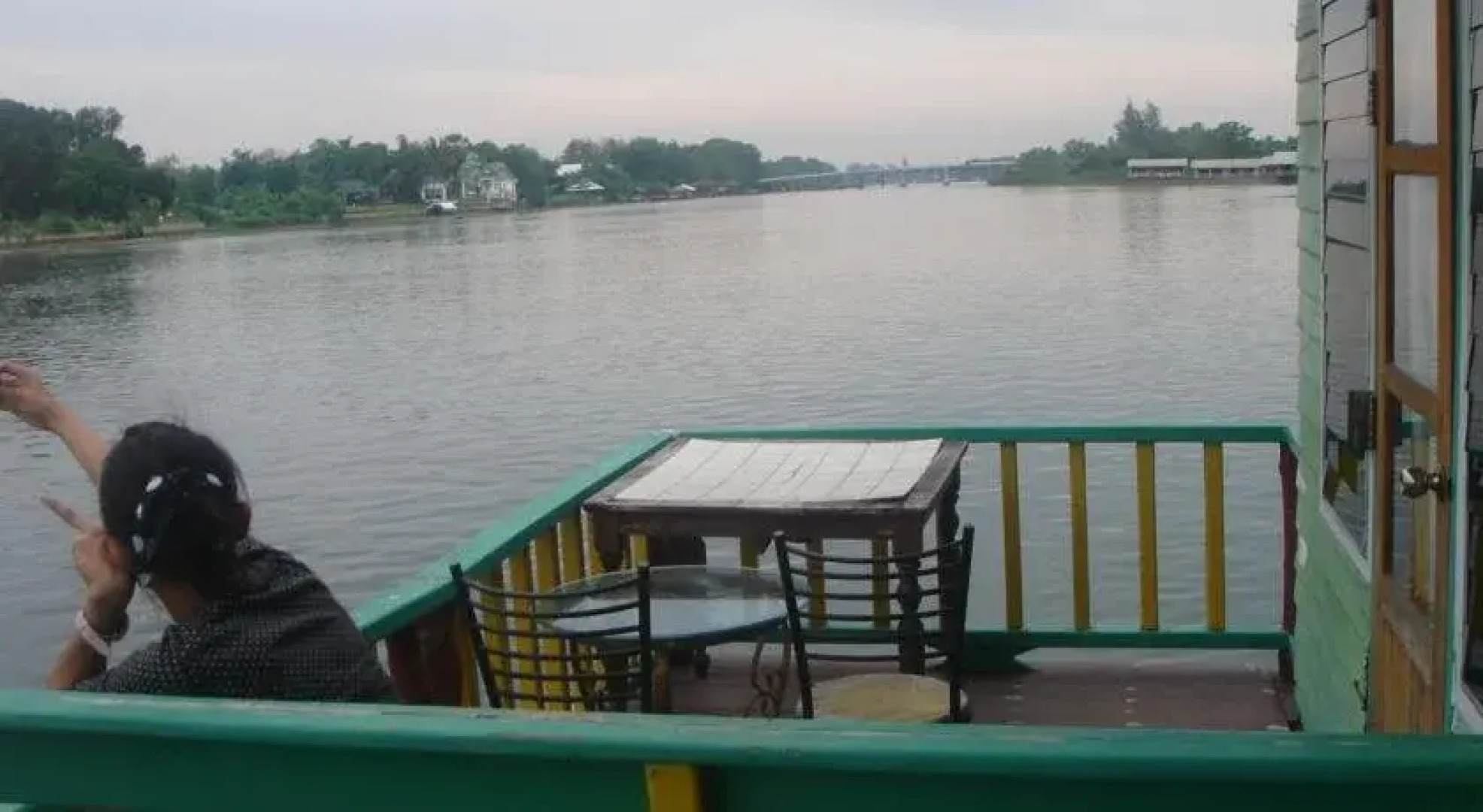 Sams River Rafthouse