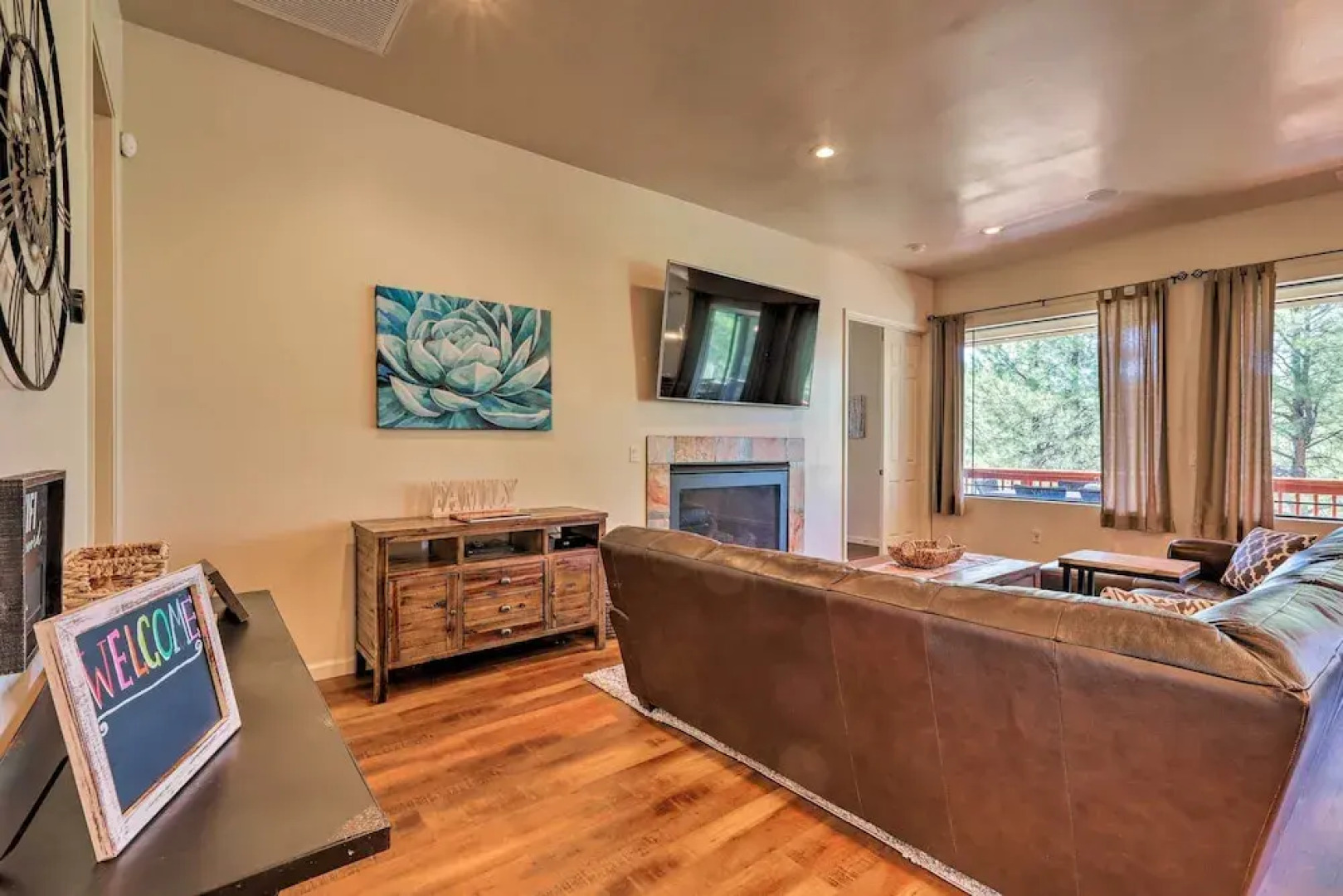 Spacious Flagstaff Home With Fire Pit & Game Room!