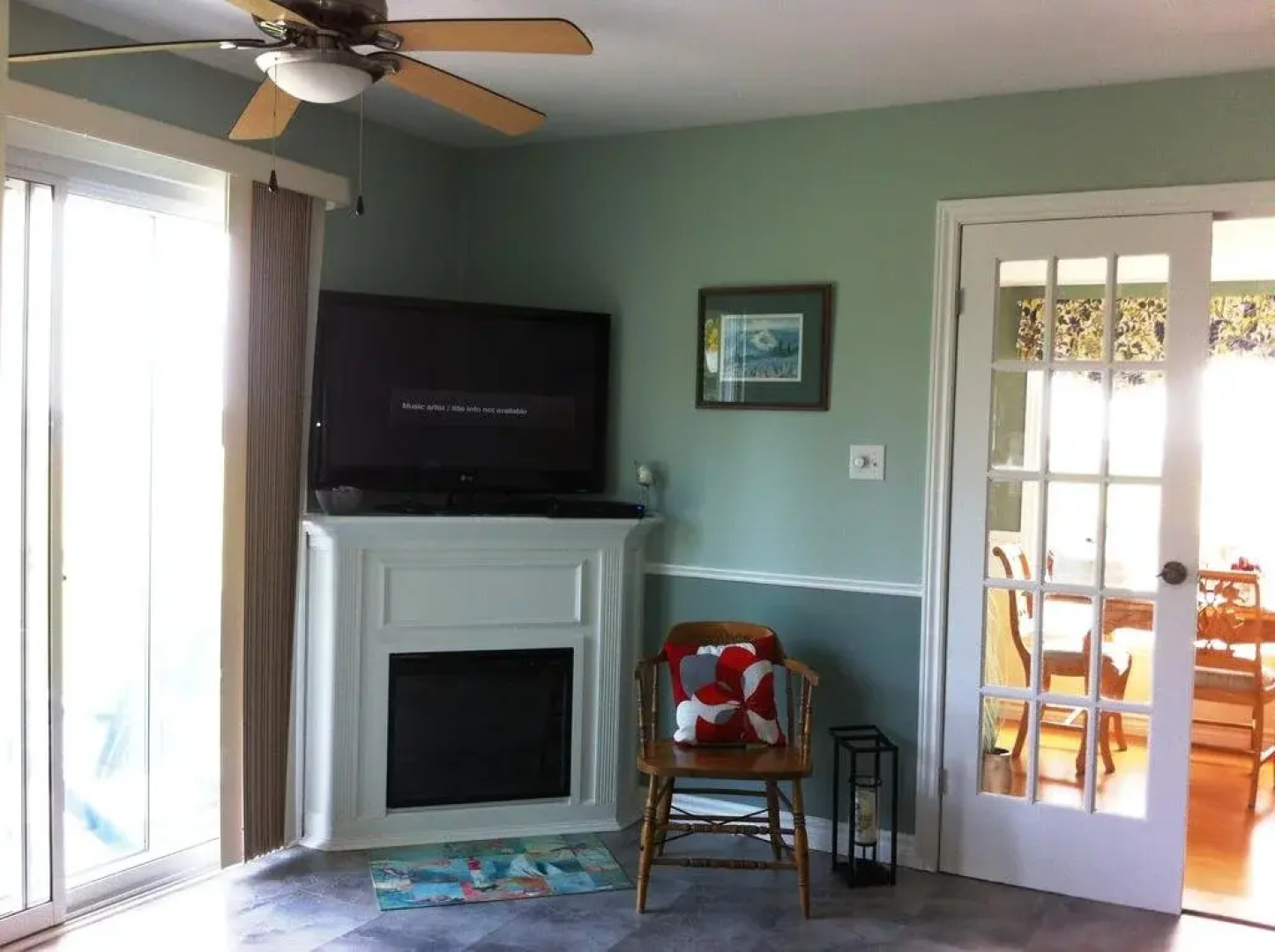 Greenwich Moonlight Bay Cottage