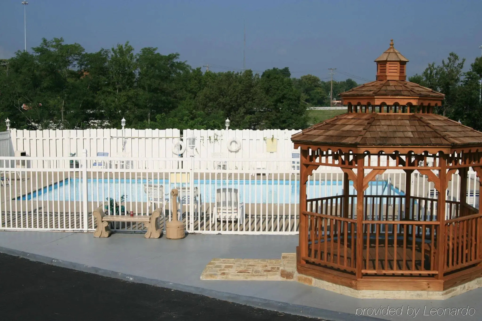 Holiday Inn Express Hotel & Suites Spence Lane by IHG