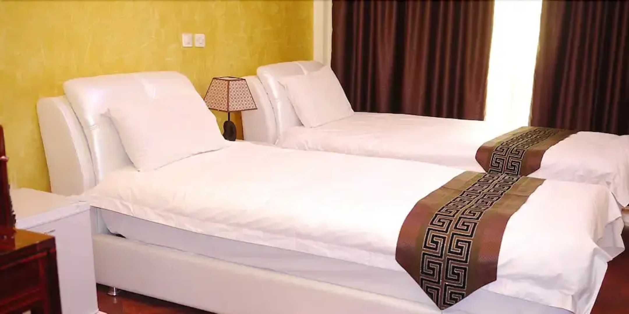 Atse Yohannes Hotel