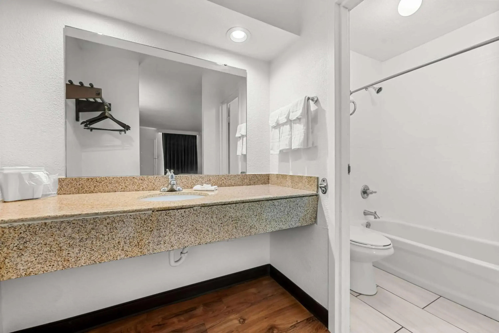 Americas Best Value Inn Hamilton