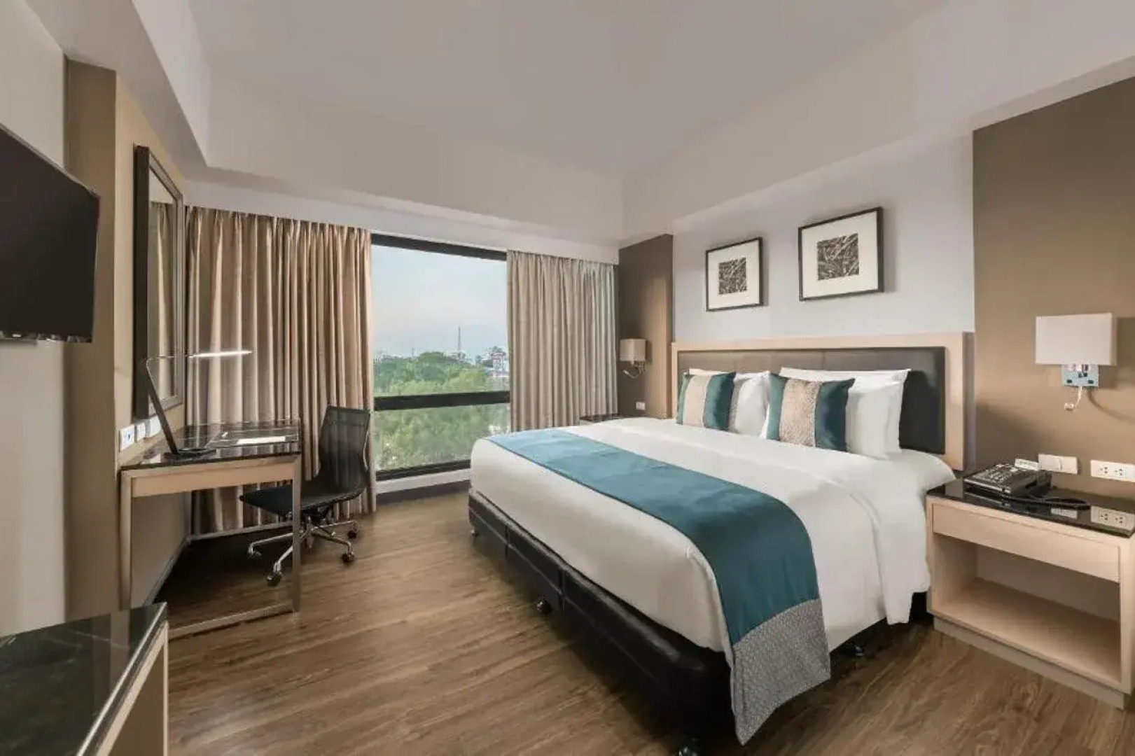 Seda Capitol Central