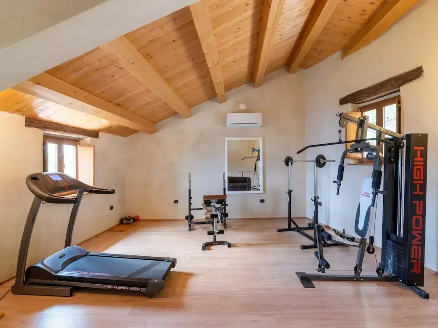 Lovely Garden House by the Sea