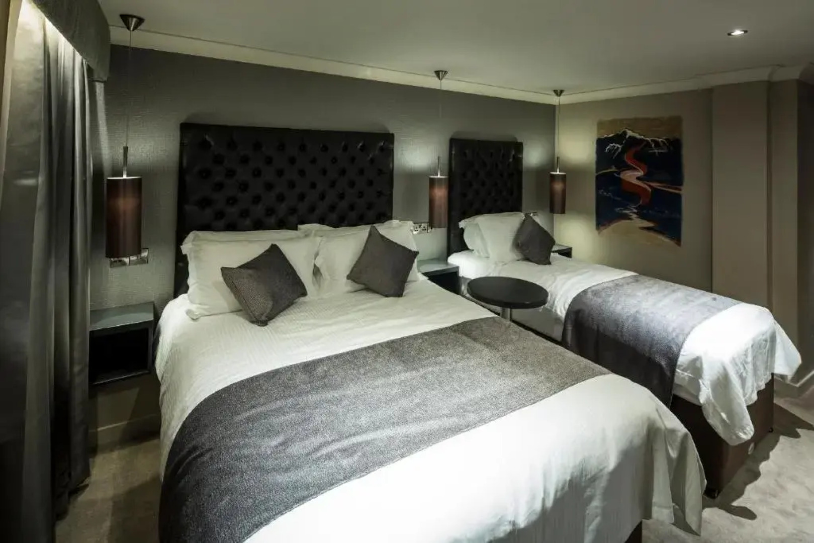 The Enniskillen Hotel and Motel