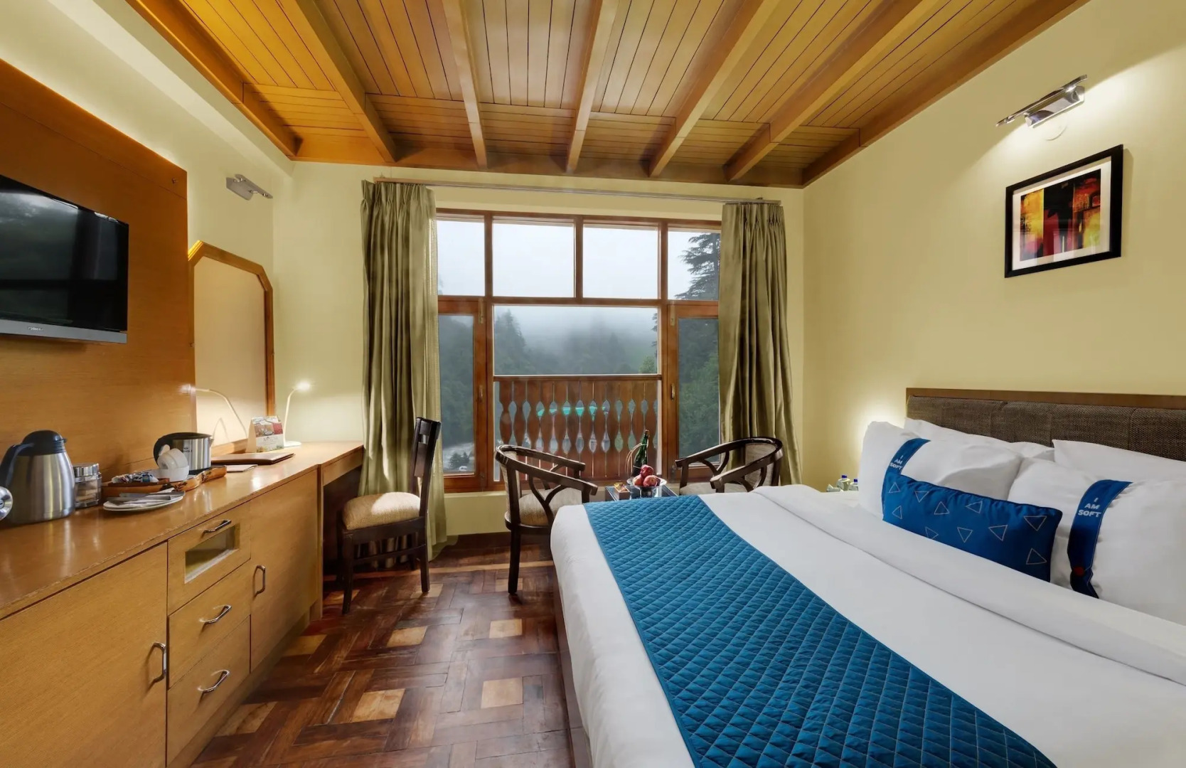 Bravia Hotel Manali Inn