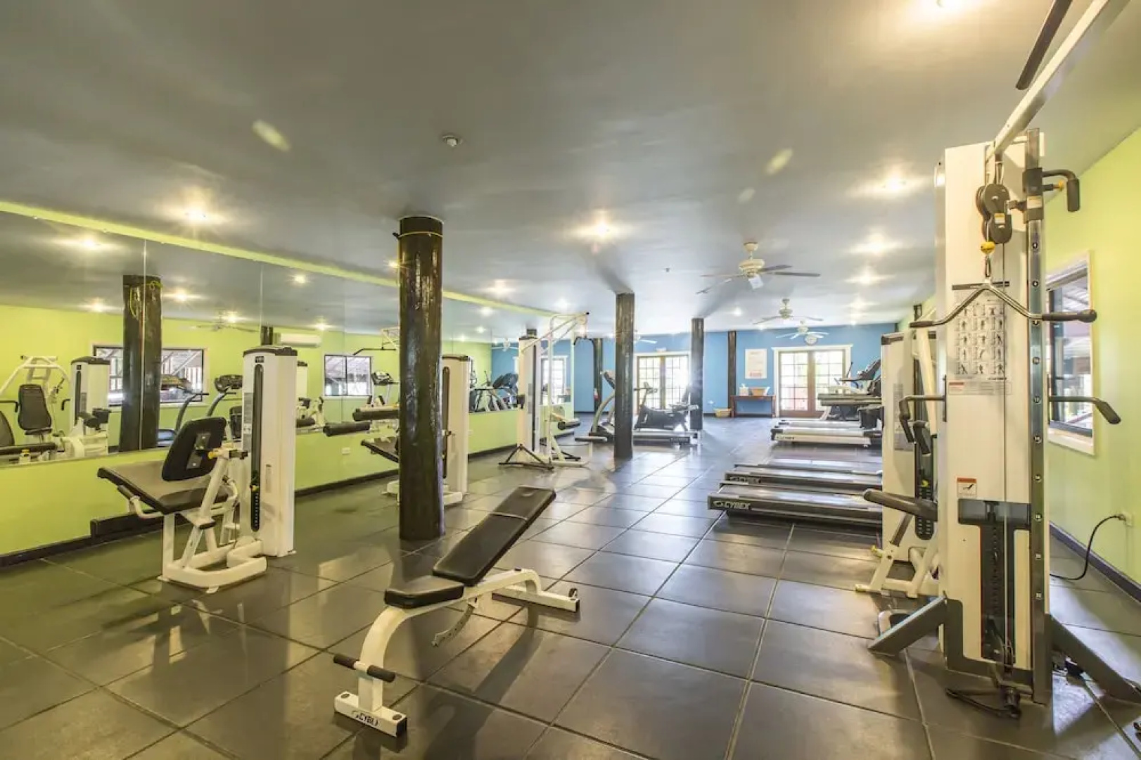 The Verandah Resort & Spa, Long Bay