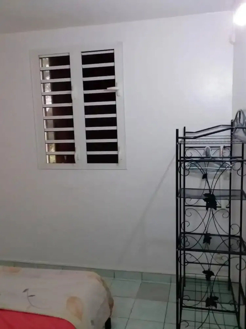 House with 2 Bedrooms in Petit-Canal, with Wonderful Sea View, Enclosed Garden And Wifi - 8 Km From the Beach