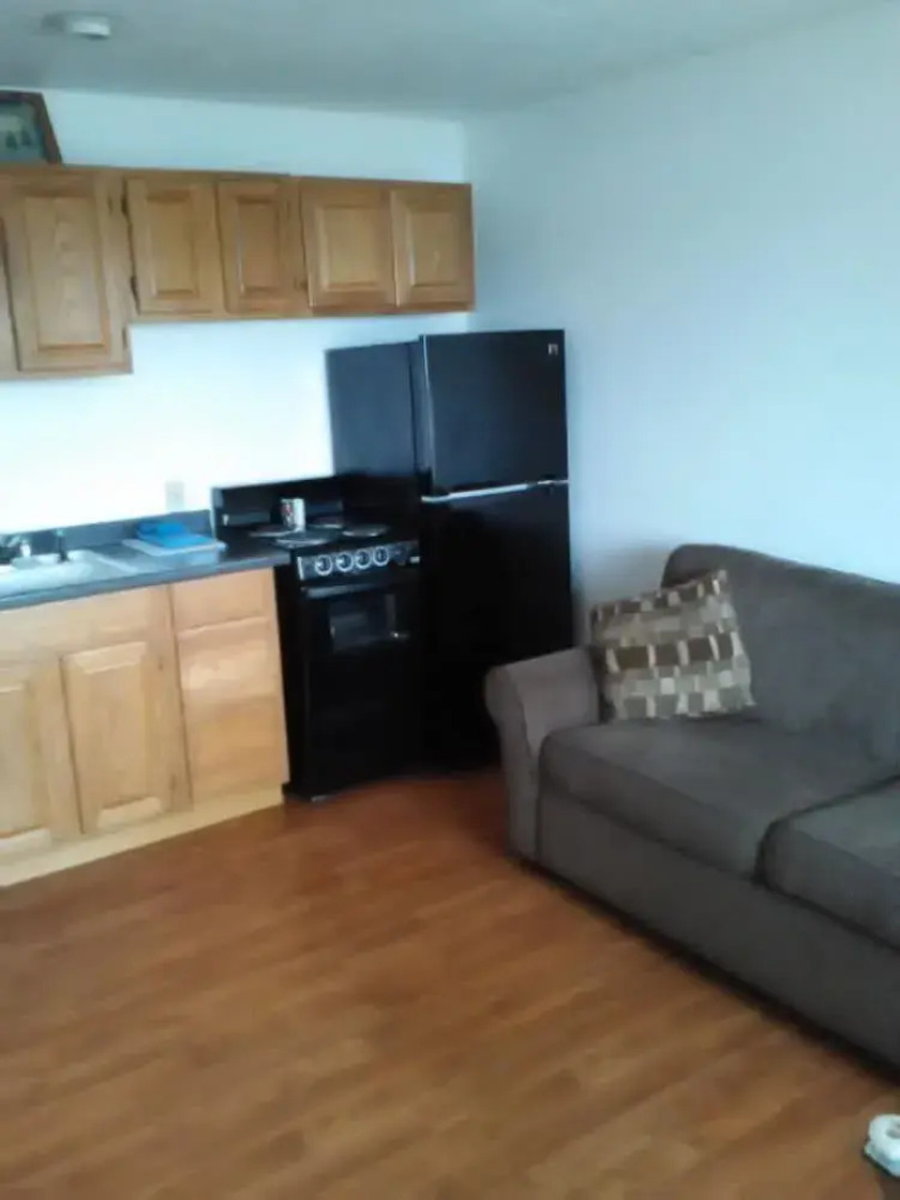 Curley's Resort & Dive Center