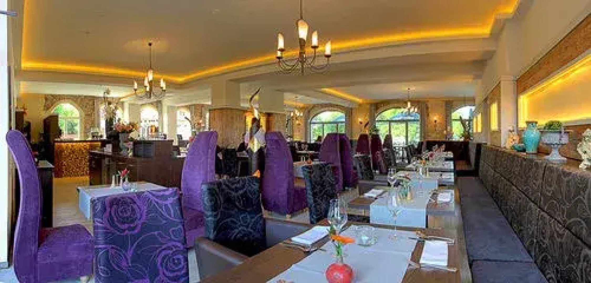 Remise & Westflügel Schloß Stolpe