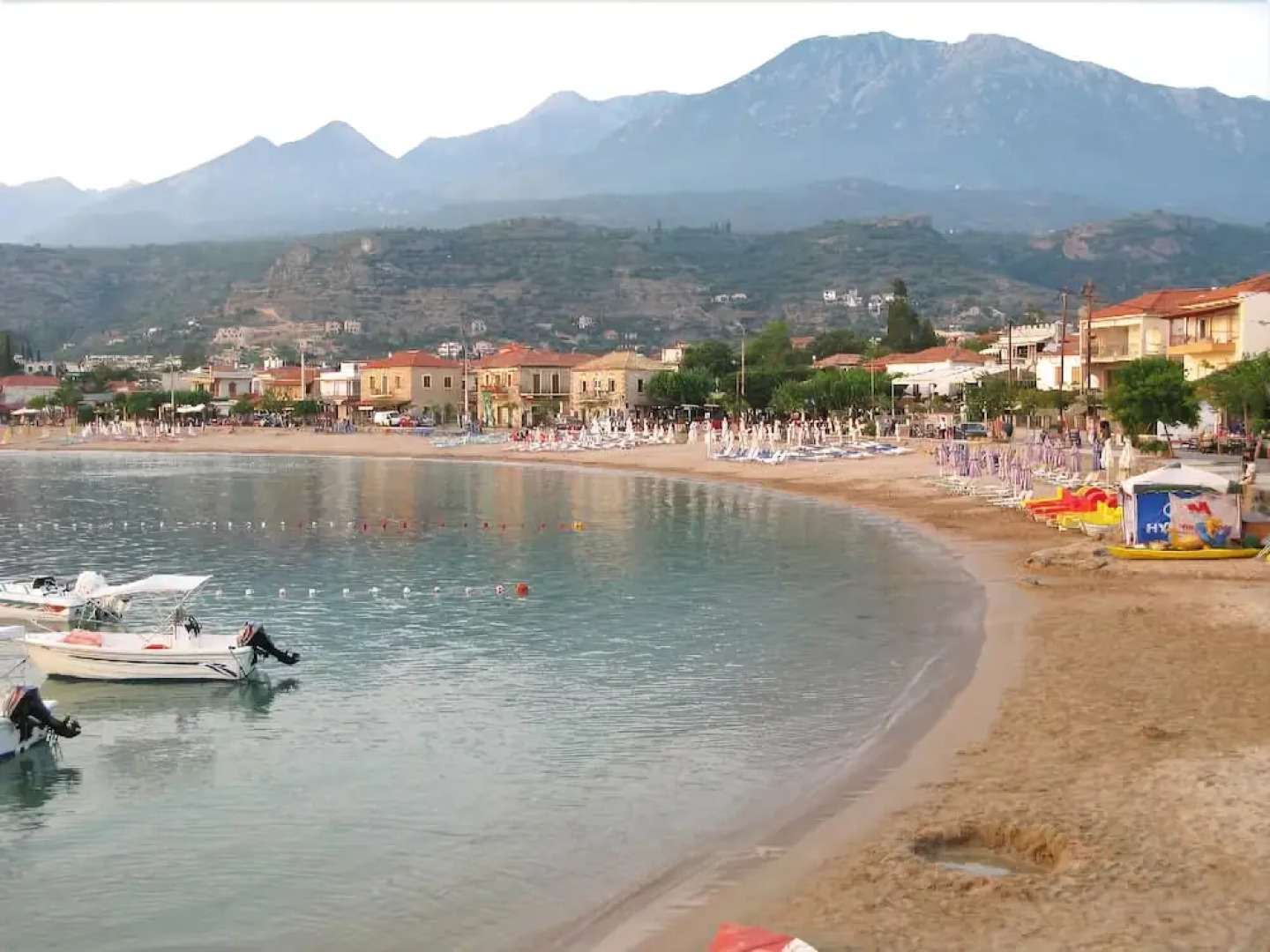 Nikas Rooms & Apartments