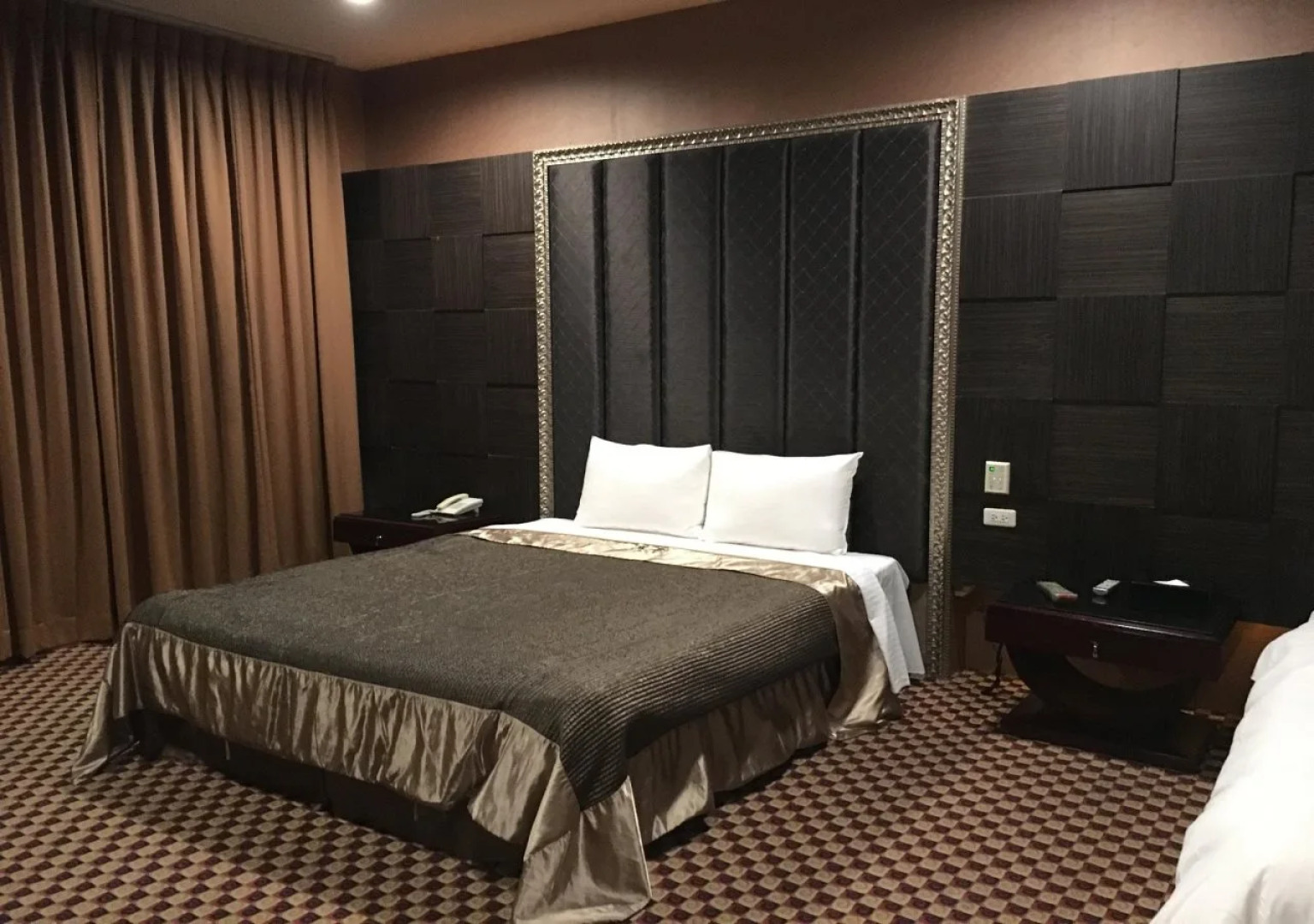 Her Home Spa Motel Douliu