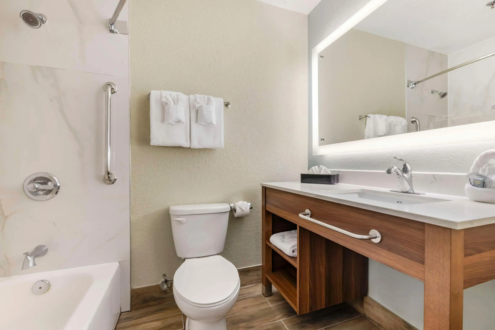 Best Western Carlsbad by the Sea