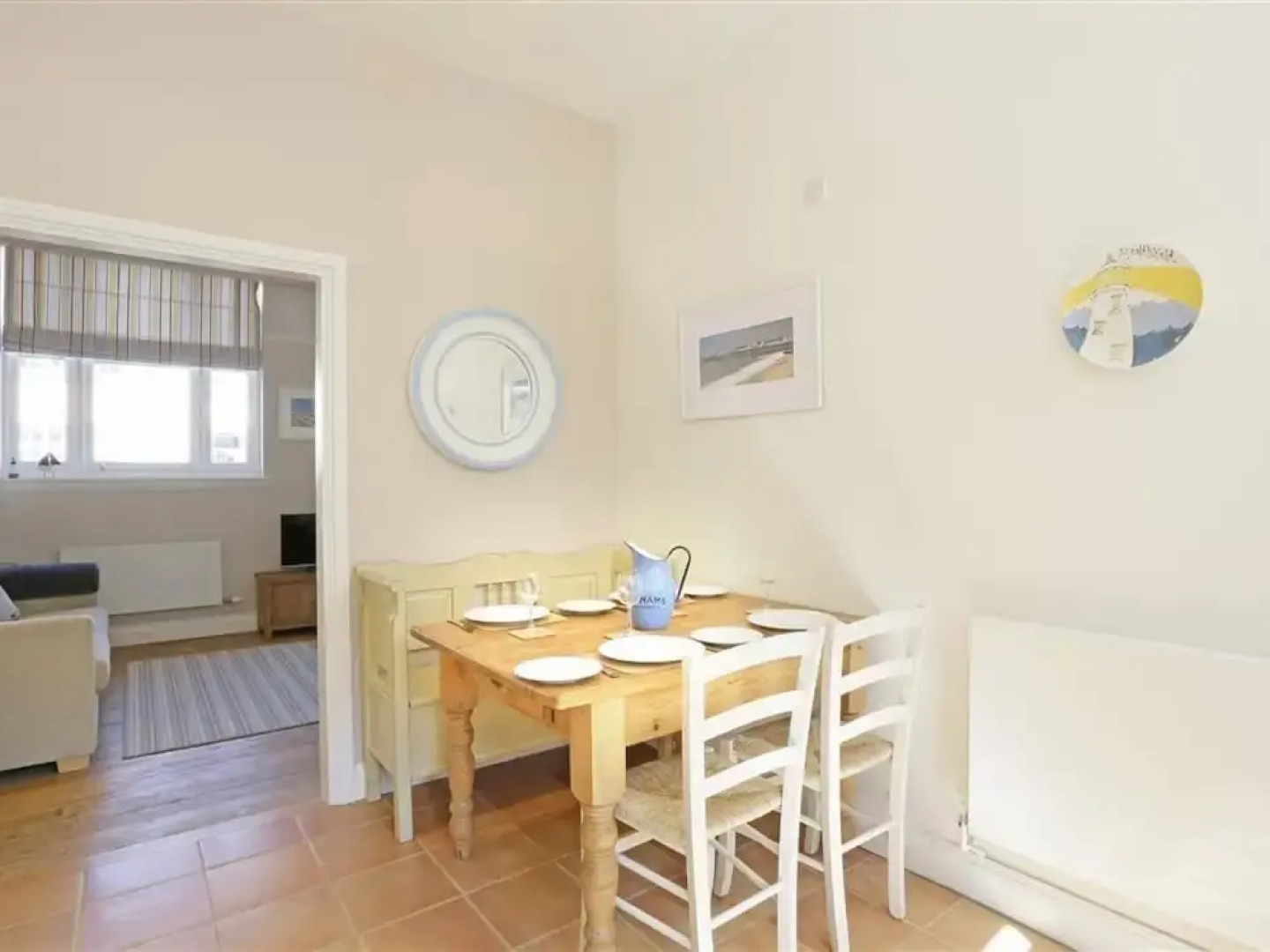 Delightful holiday home in Southwold with Garden