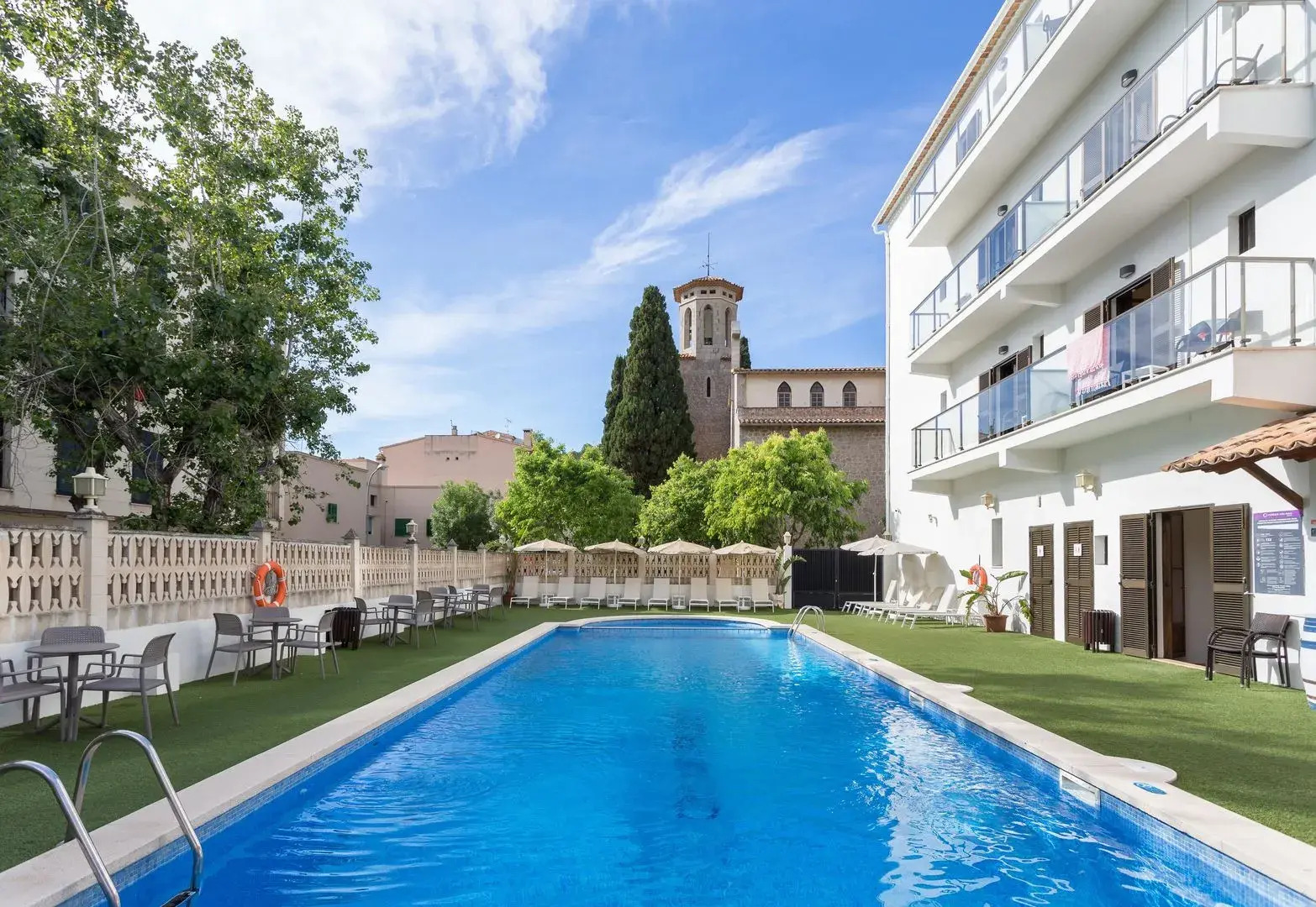 FERGUS Style Soller Beach